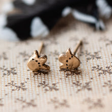 Foundlings Earrings: Opal (Flower)