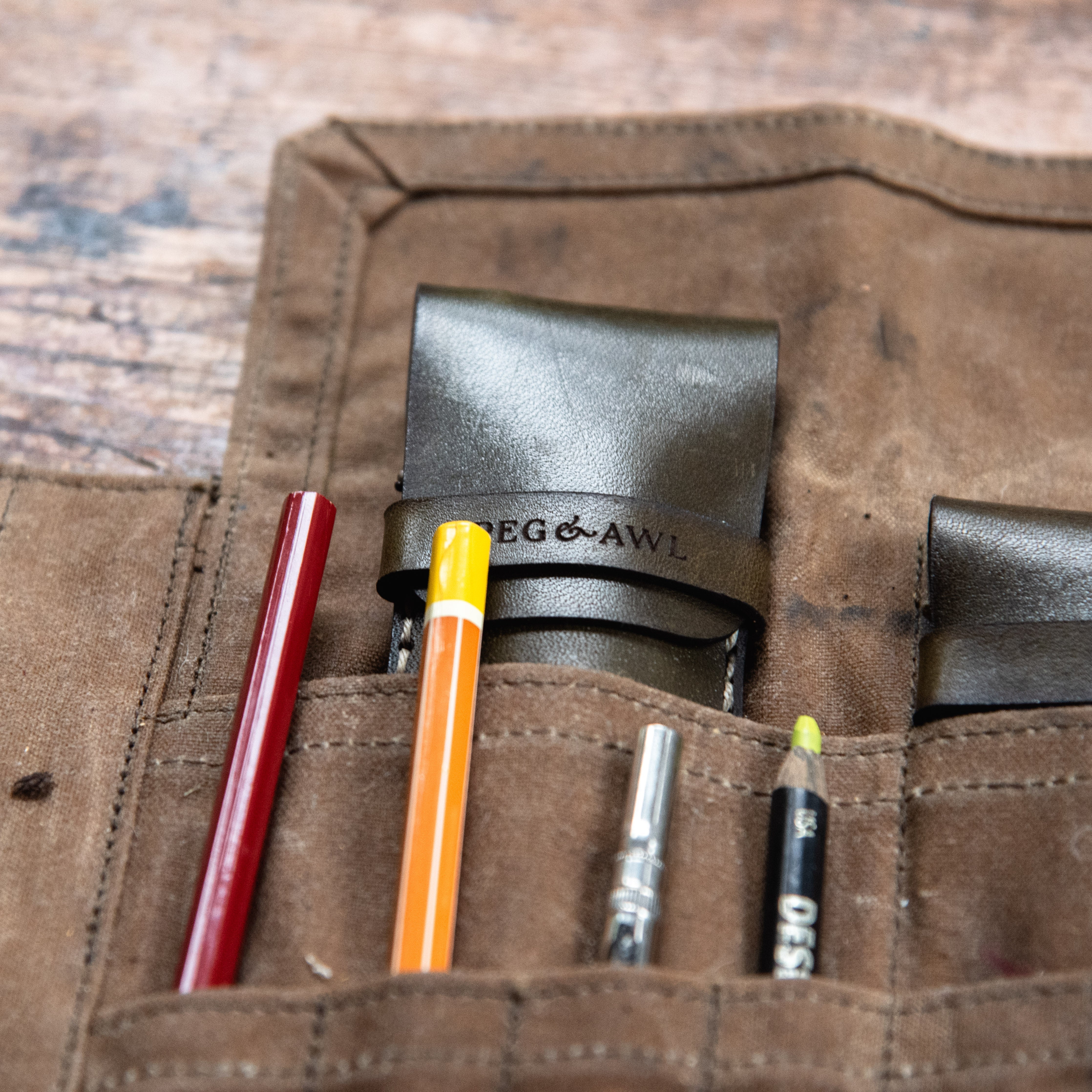 Leather Scraplings Pouch: Harper