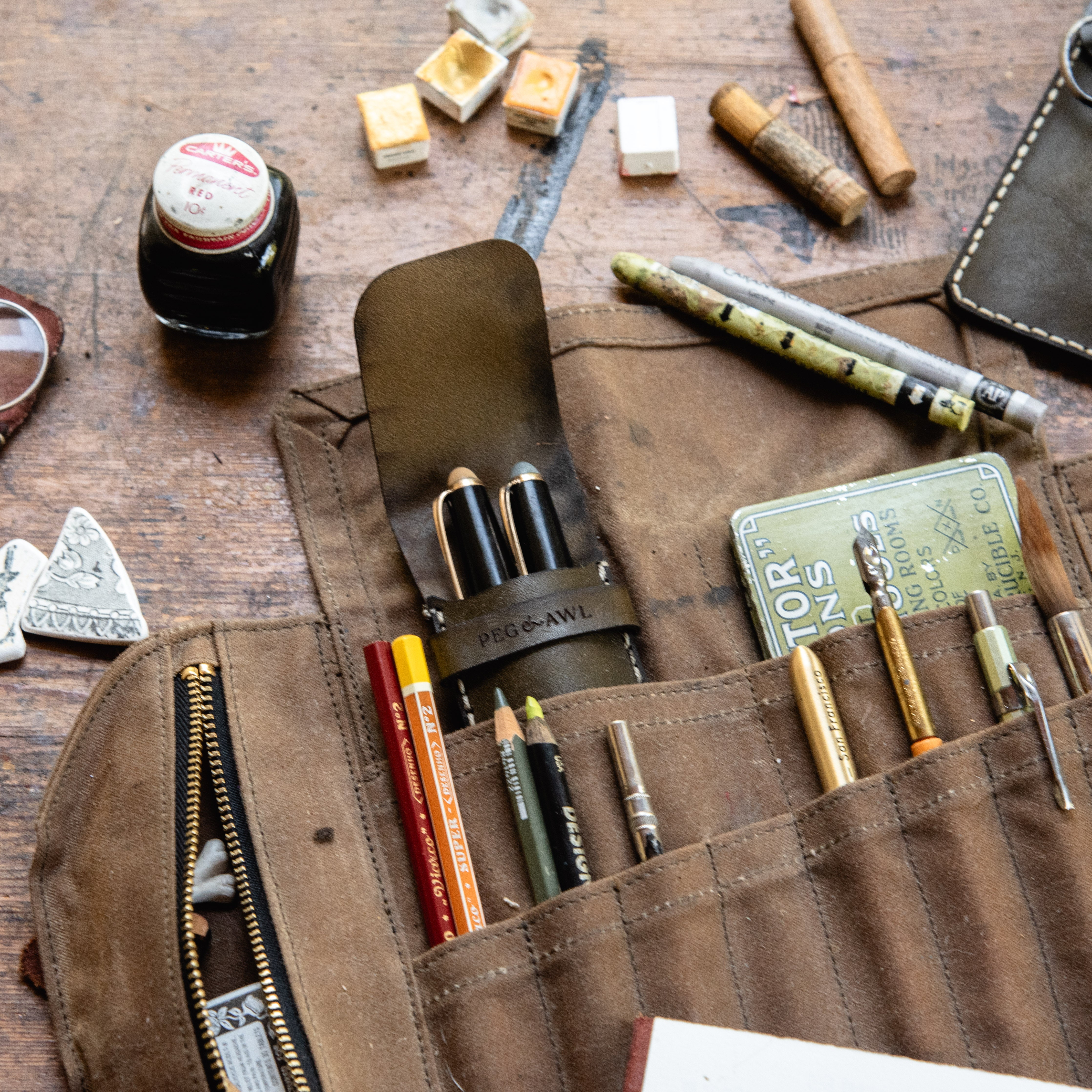 Leather Scraplings Pouch: Jackson