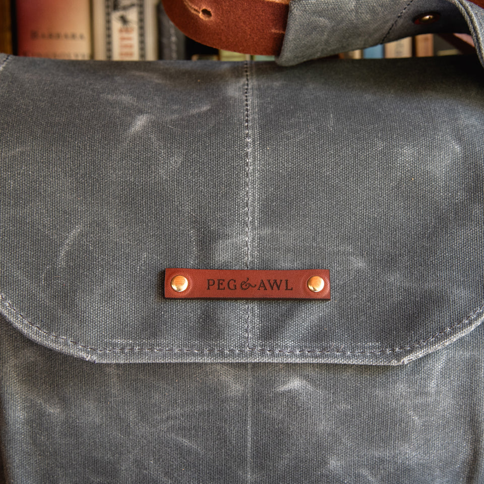 The Small Finch Satchel