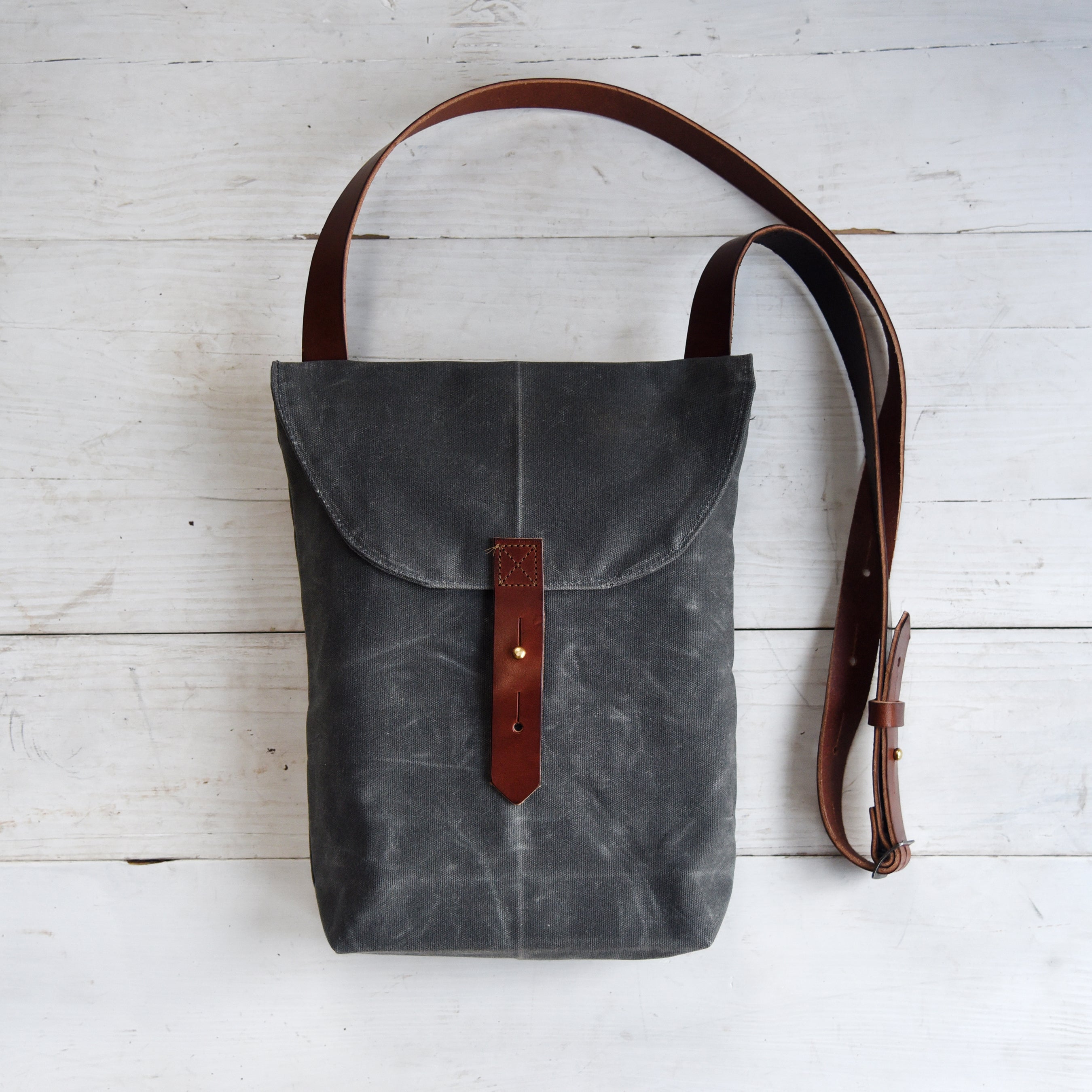 The Hunter Satchel